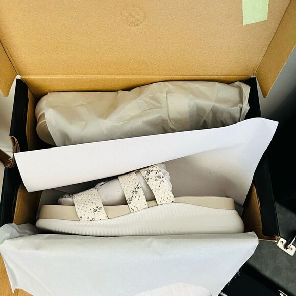 COLE HAAN‎ ZeroGrand Slide Sandal, Ivory/White, Beach Summer Sandal, Size 10 NWT - Picture 5 of 15